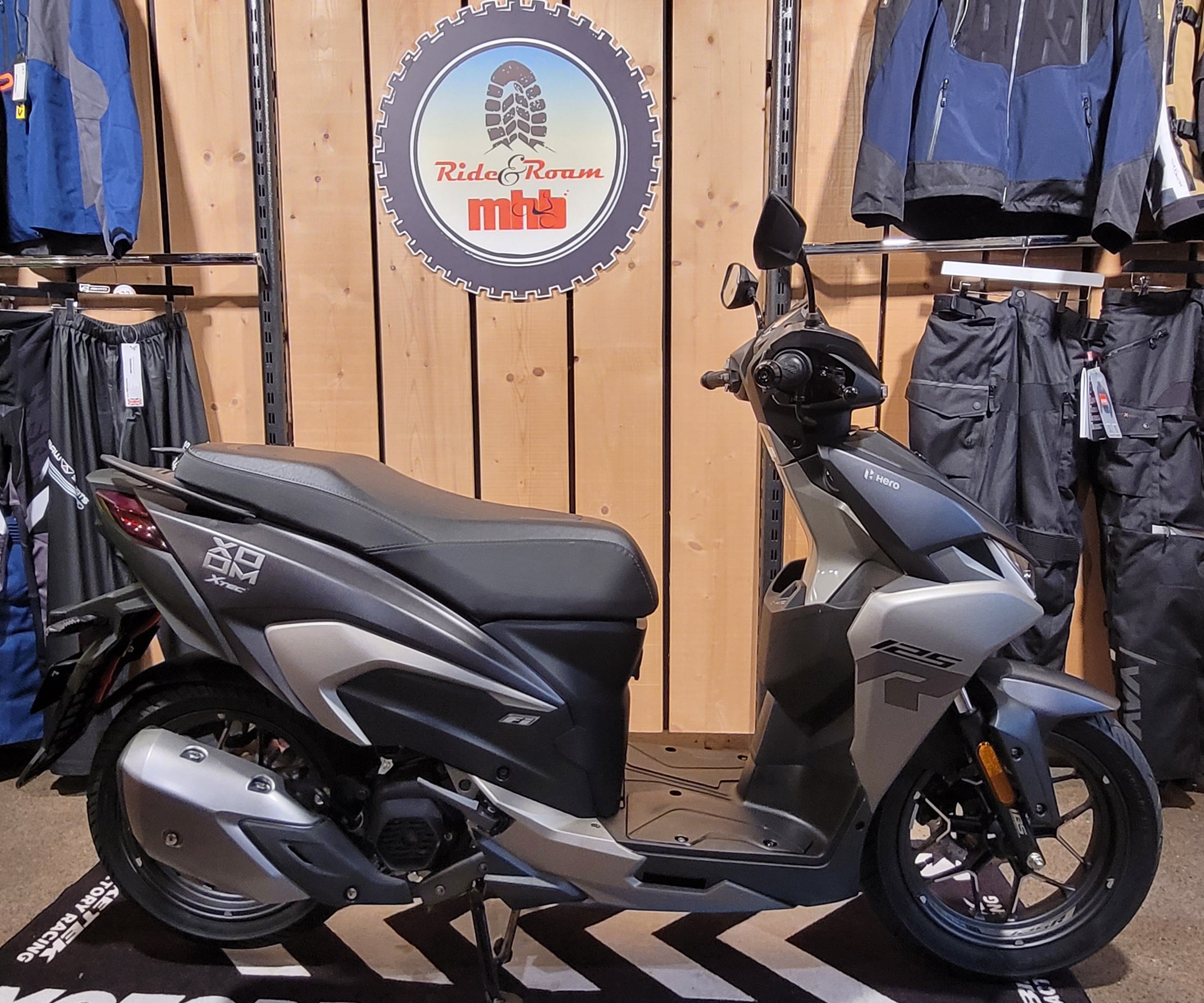 HERO XOOM 125R