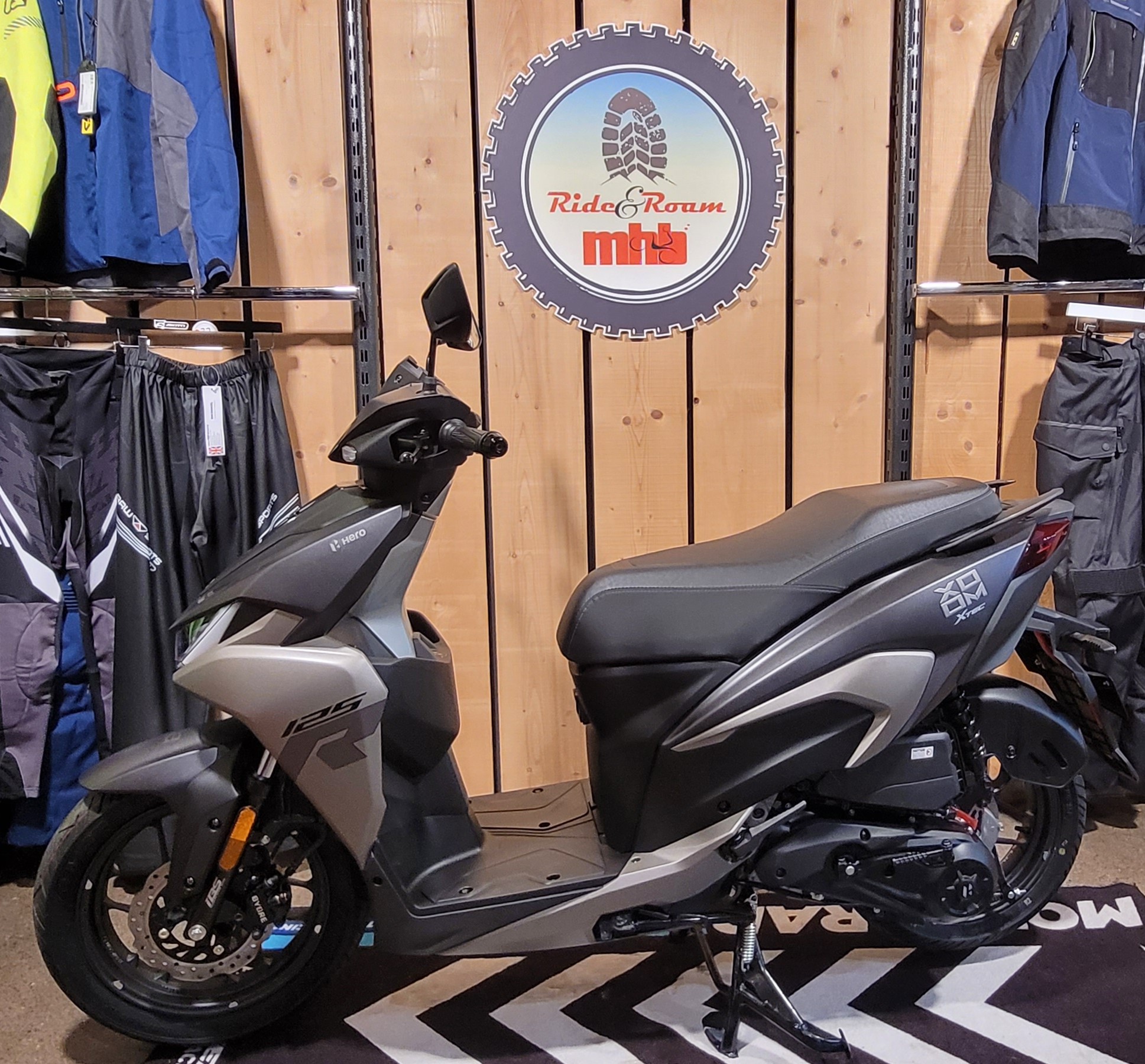 HERO XOOM 125R