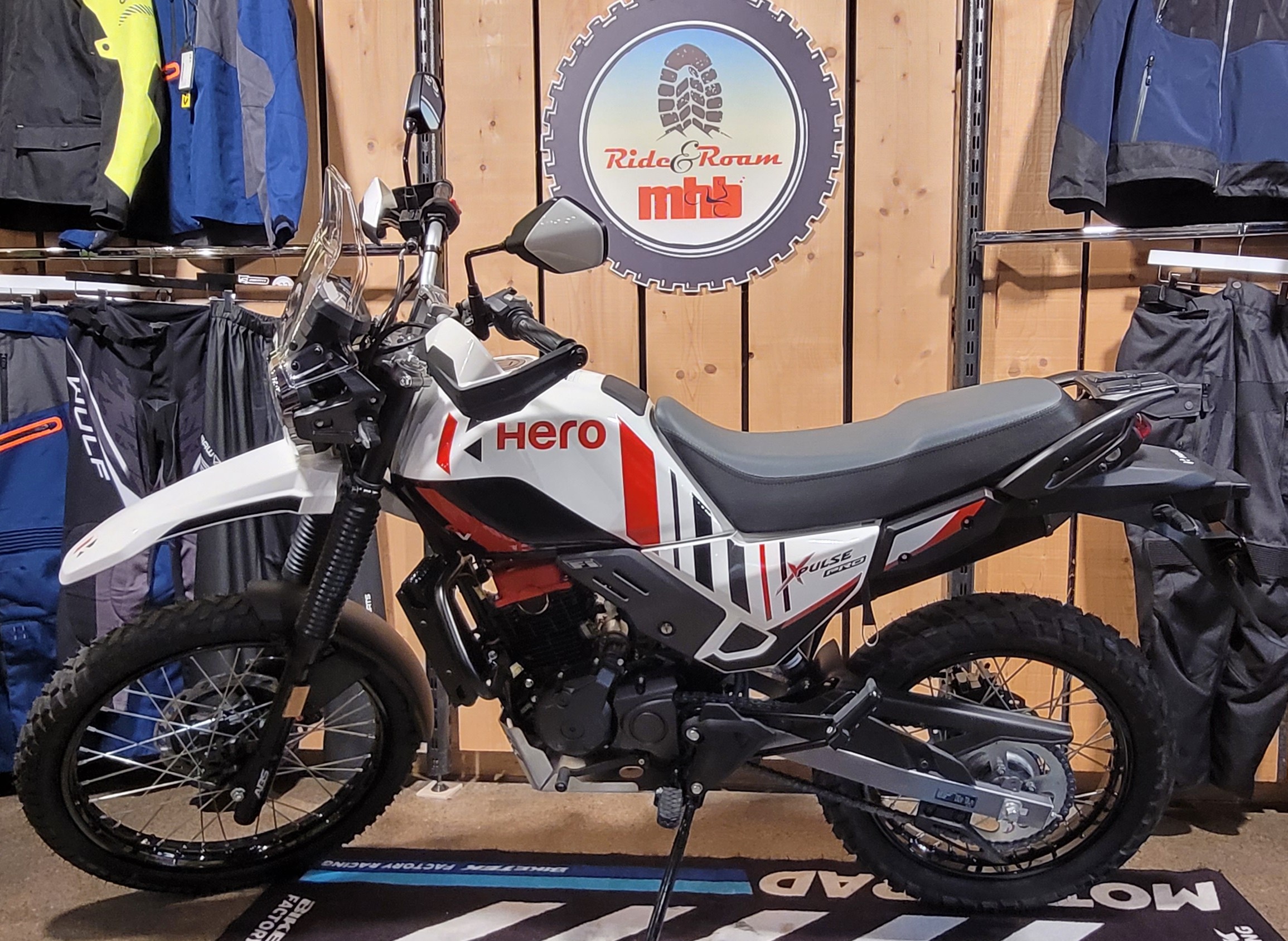 HERO XPULSE 200 PRO £2999 OTR*

